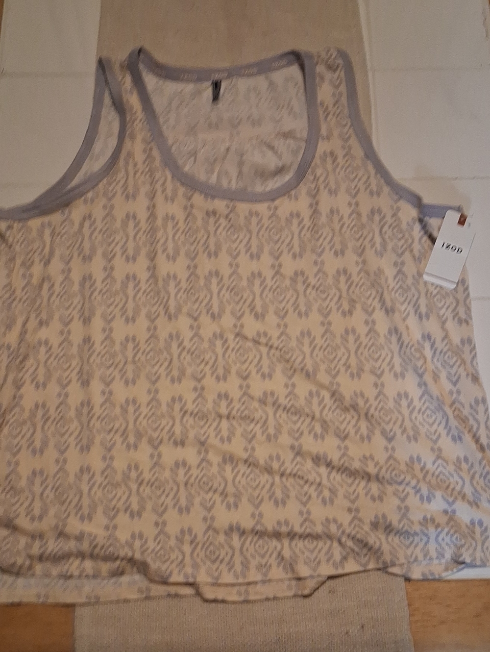 BNWT WOMENS IZOD Cream/Lavender PJ Tank Top W/ Pattern and Trim Size 1X